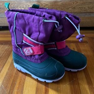 Girls snow boots